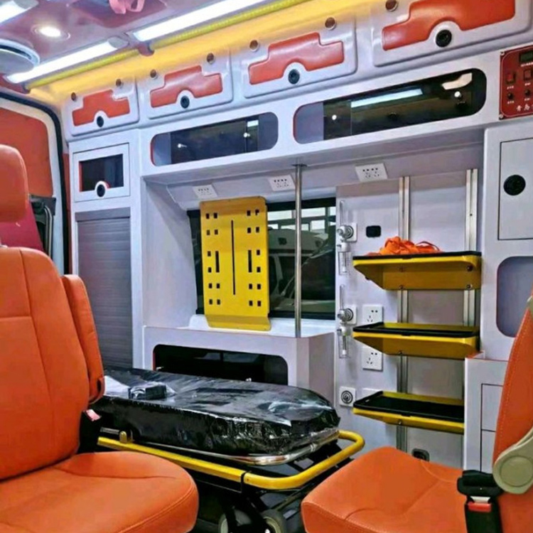 循化长途救护车护送病人租赁价格